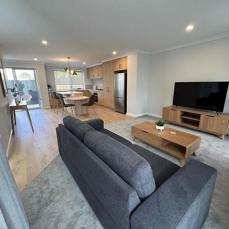King Street Apartments Уорнъмбул Екстериор снимка