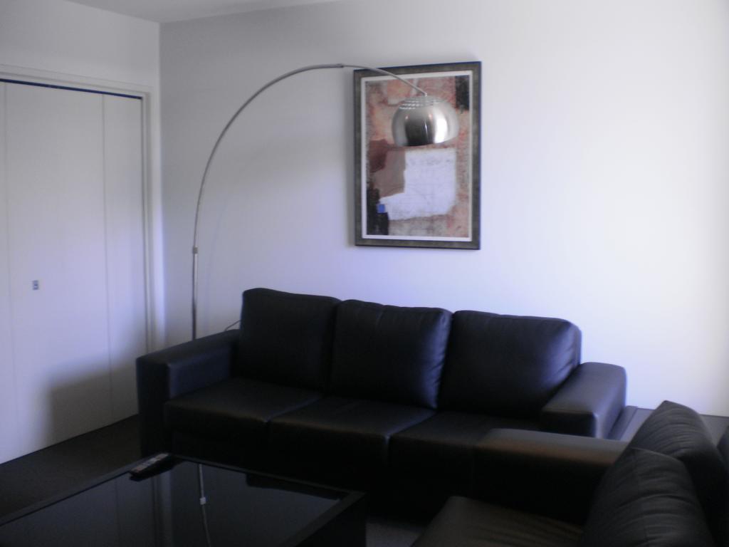 King Street Apartments Уорнъмбул Екстериор снимка